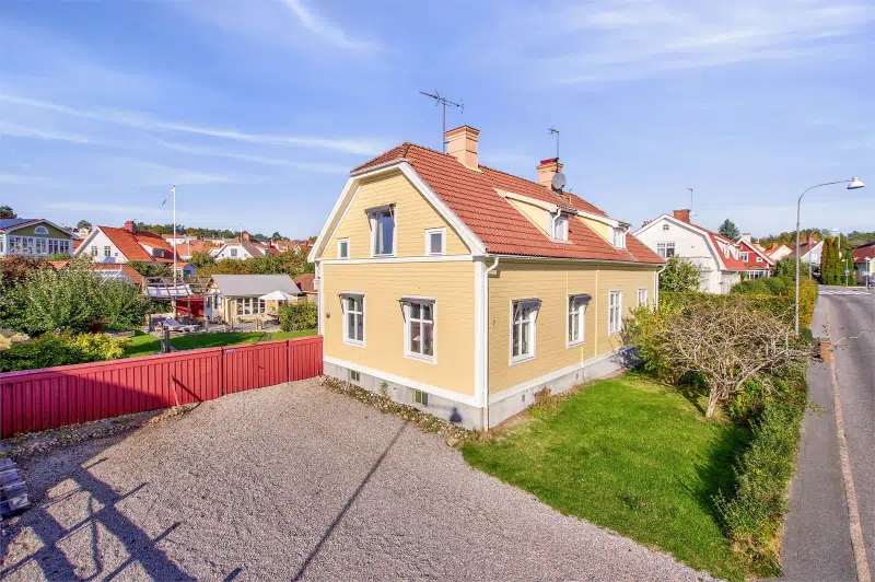 House, 6 rooms, 102 m²
