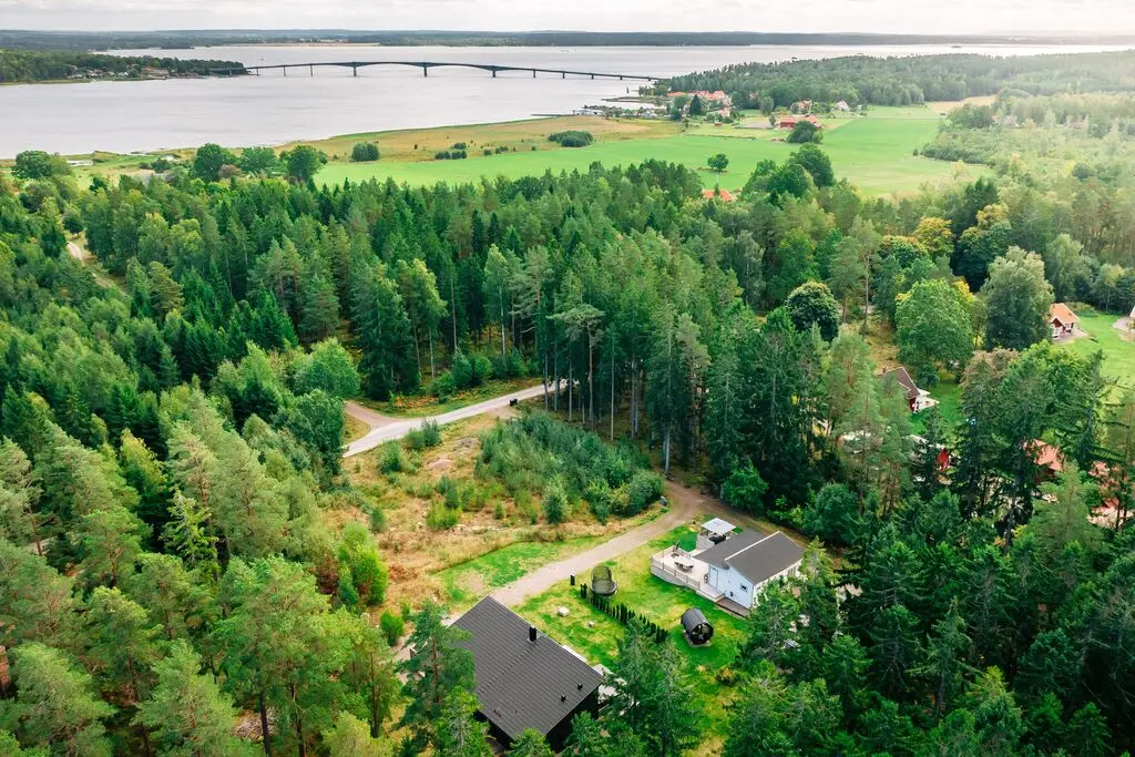 Image 1 of 41 of Torsö Sundet 7, 8 & 9