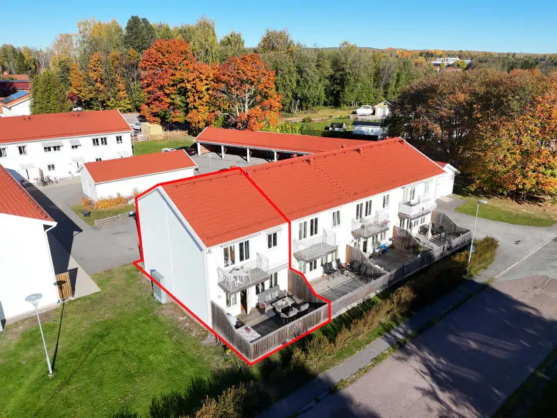 Apartment, 5 rooms, 99 m² in Mjälga