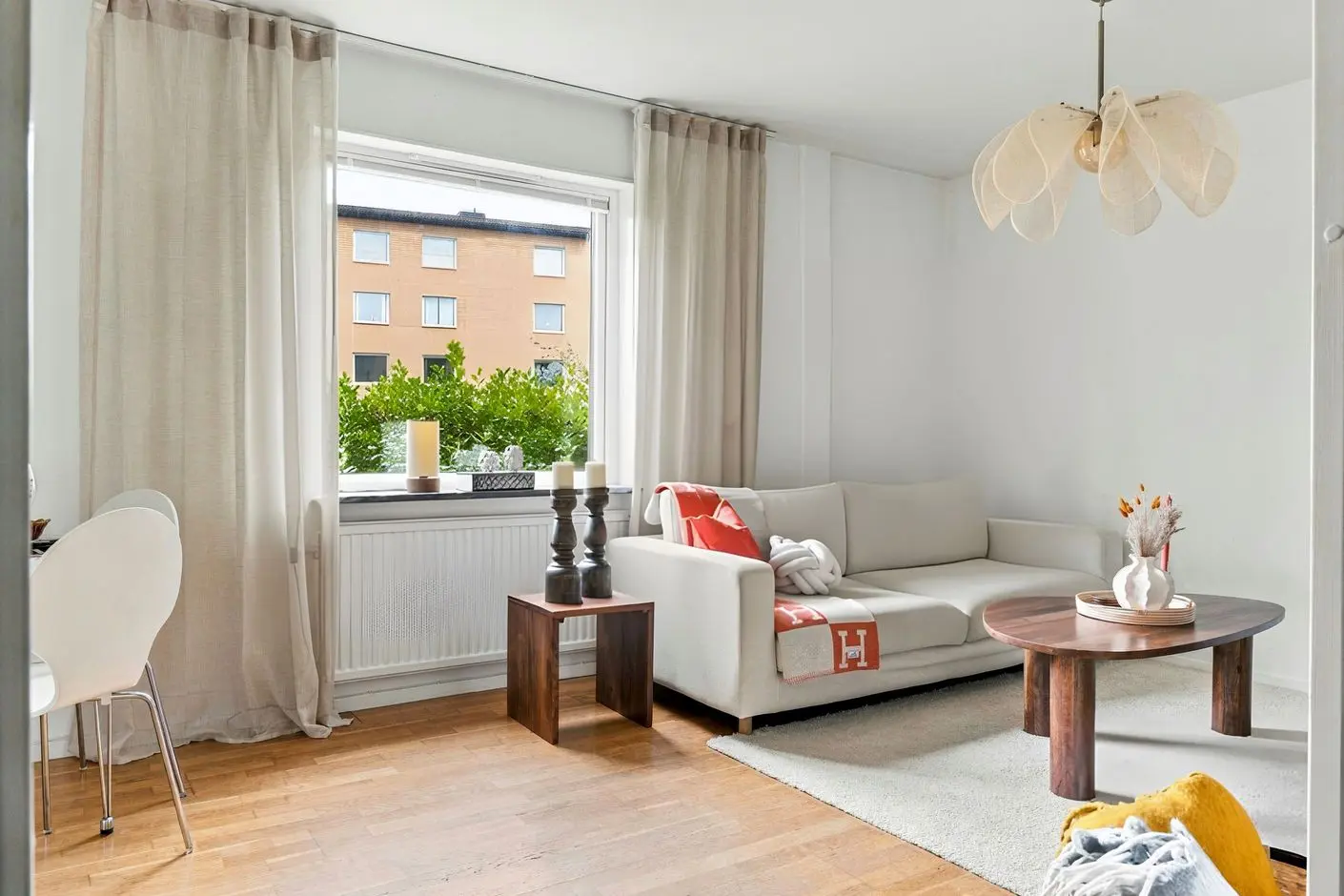 Bild 1 av 16 på Fullblodsgatan 7b