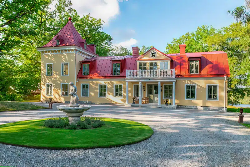 House, 13 rooms, 440 m²