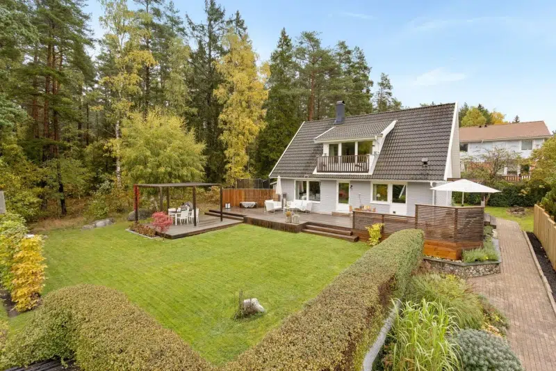 House, 6 rooms, 139 m² in Stäket
