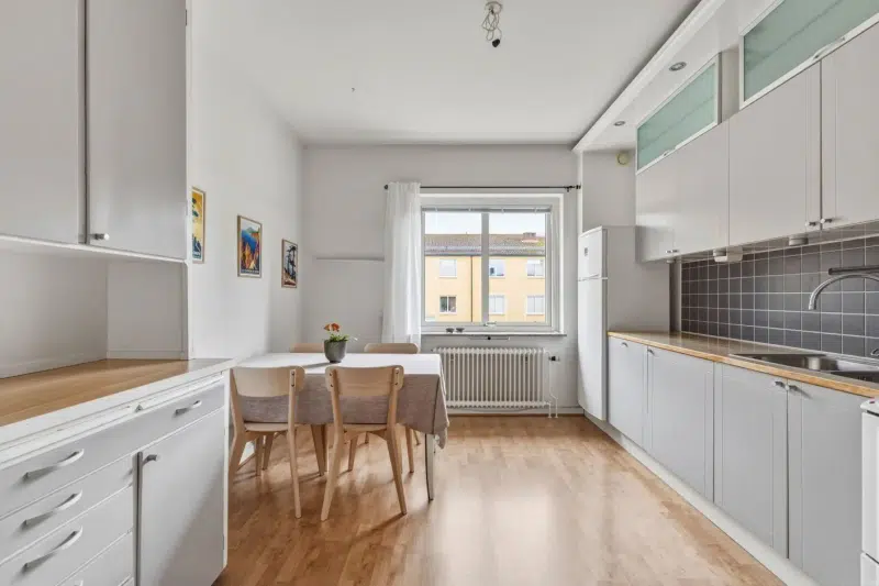 Lägenhet, 1 rum, 44 m² i Huskvarna