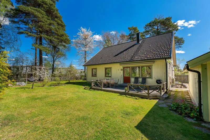 House, 5 rooms, 175 m² in Nåntuna-Vilan