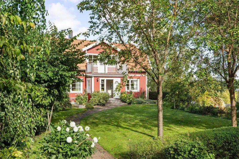 House, 6 rooms, 203 m² in Roxnäs