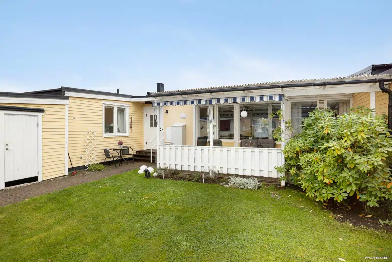 House, 4 rooms, 104 m² in Västra Oxhagen