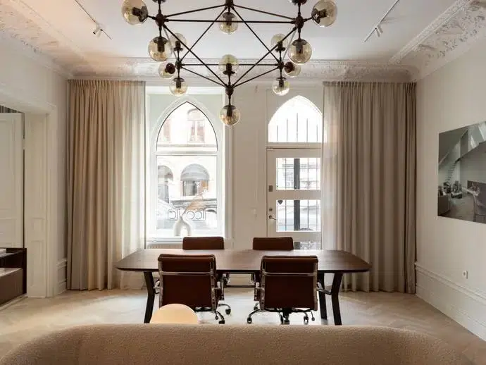 Lägenhet, 5 rum, 159 m²