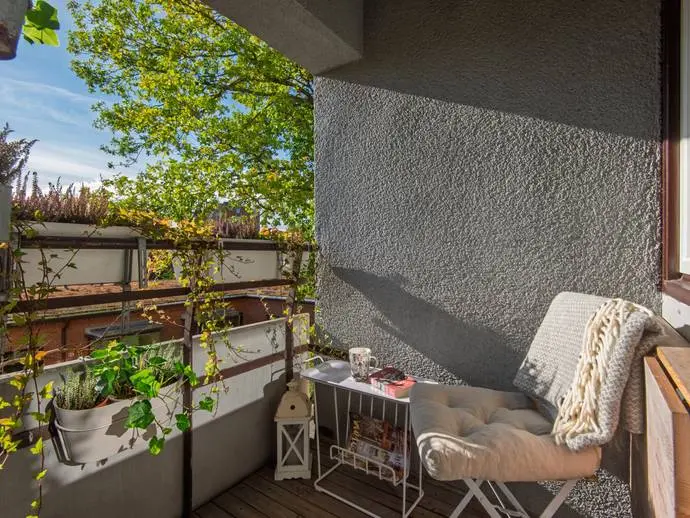 Bild 1 av 1 på Ljusstöparbacken 24