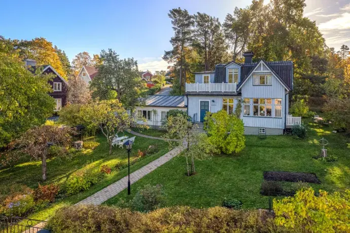 Villa, Ekensbergsgatan, Södertälje. Bild 1 av 1