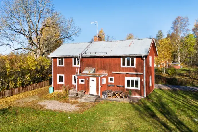 Villa, Fornby 42, Avesta. Bild 1 av 1