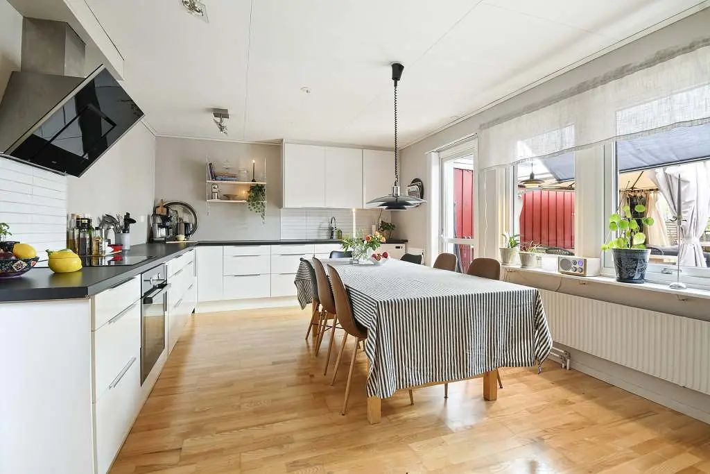 Par-/radhus, Rödhakegränd 28, Luleå. Bild 1 av 1