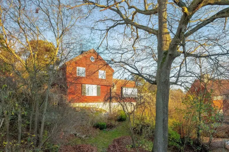 House, 7 rooms, 180 m² in Äppelviken