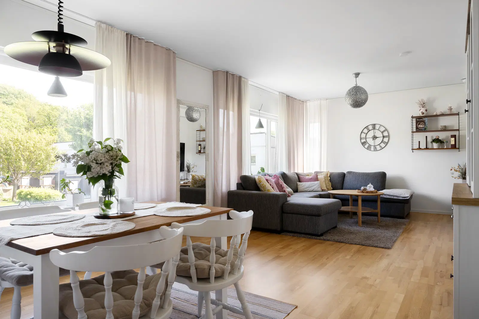 Bild 1 av 1 på Stenfalksvägen 7F