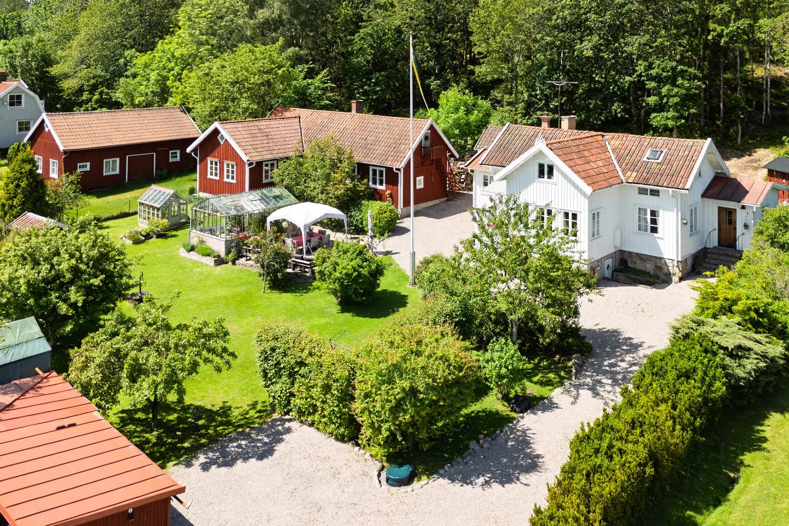 Bild 1 av 1 på Lyckekullavägen 32