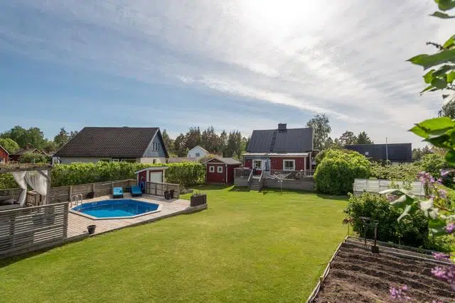 Villa, Svartviksvägen 9, Karlskoga. Bild 1 av 1