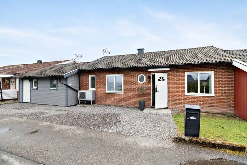 House, 4 rooms, 83 m² in Trollhättan