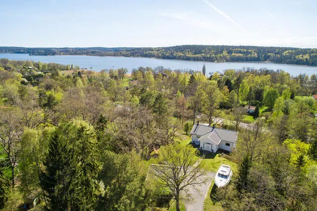 Villa, Fasanvägen 10B, Tyresö. Bild 1 av 1