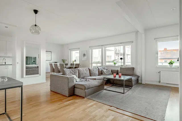 Image 1 of 1 of Eriksgatan 19B