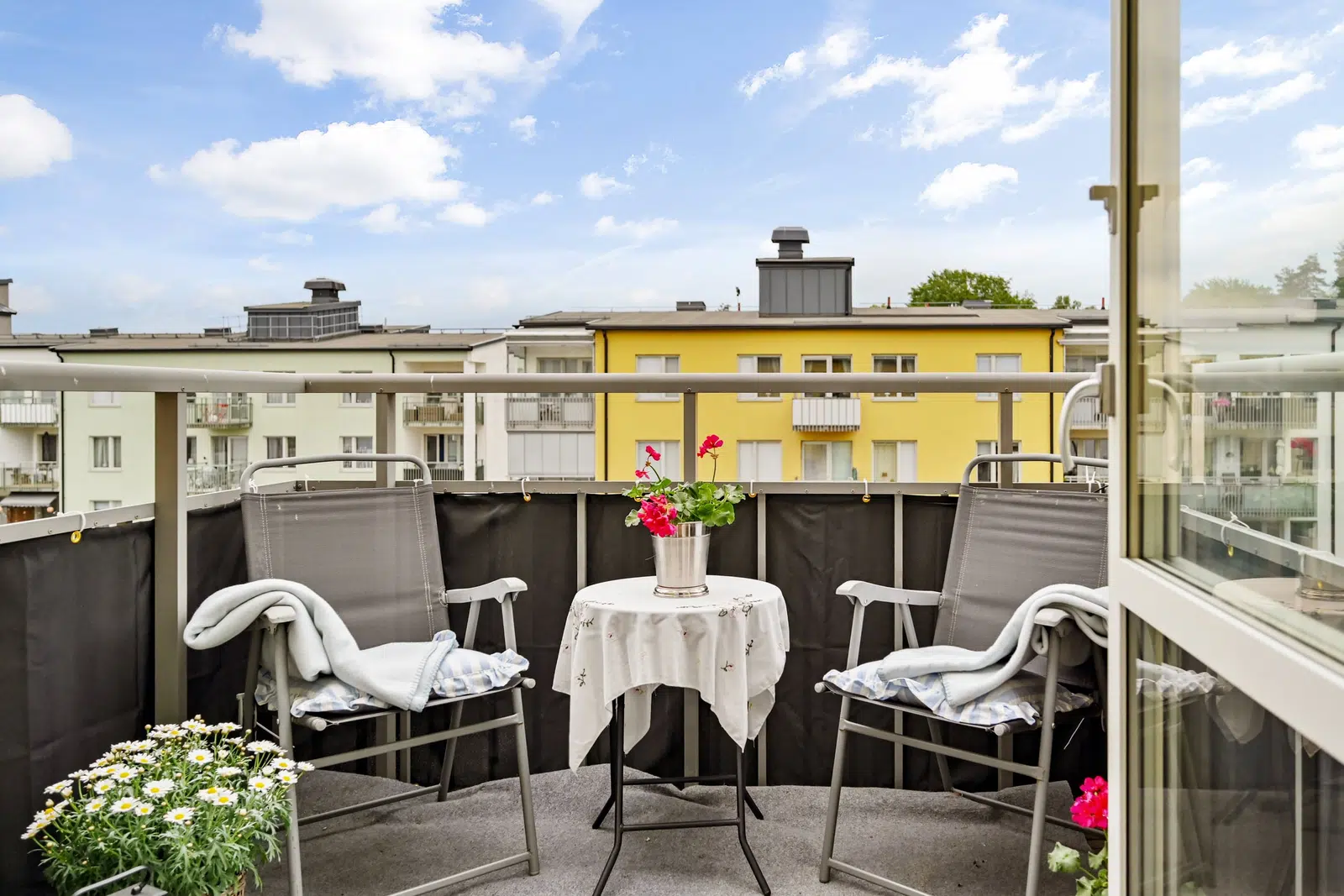 Lägenhet, Kyrkvägen 22, Upplands Väsby. Bild 1 av 1
