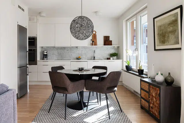 Lägenhet, Bollmora Gårdsväg 11, Tyresö. Bild 1 av 1