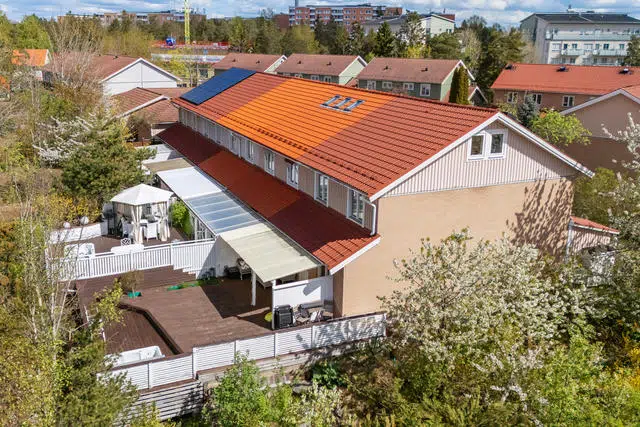 Bild 1 av 34 på Åbroddsgränd 27