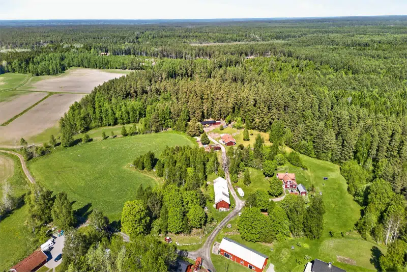 Gård, 3 rum, 90 m²