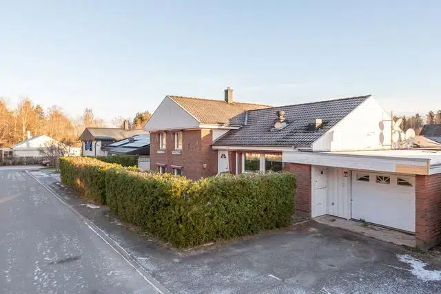House, 6 rooms, 143 m² in Karlskoga