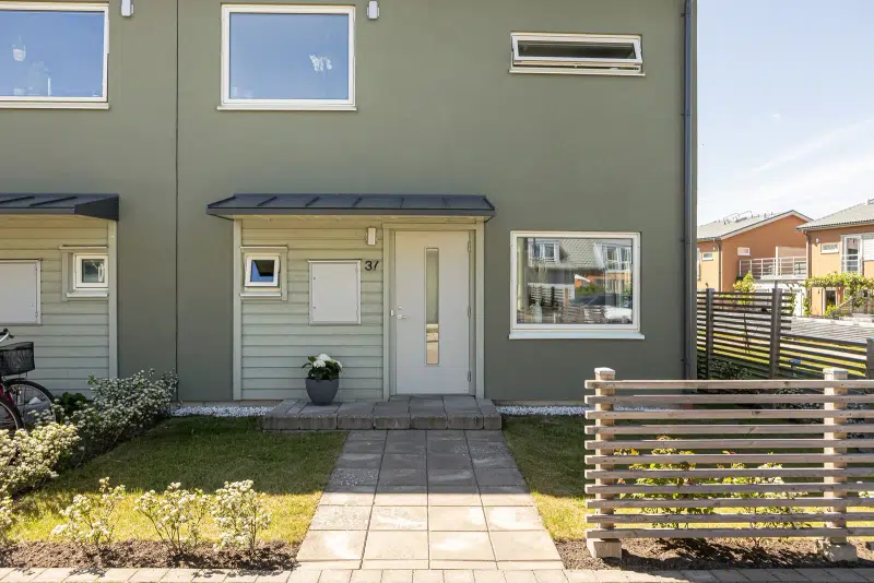 Semi-detached/terraced, 5 rooms, 136 m² in Malmö
