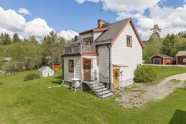 Villa, 4 rum, 100 m² i Ljusnarsberg