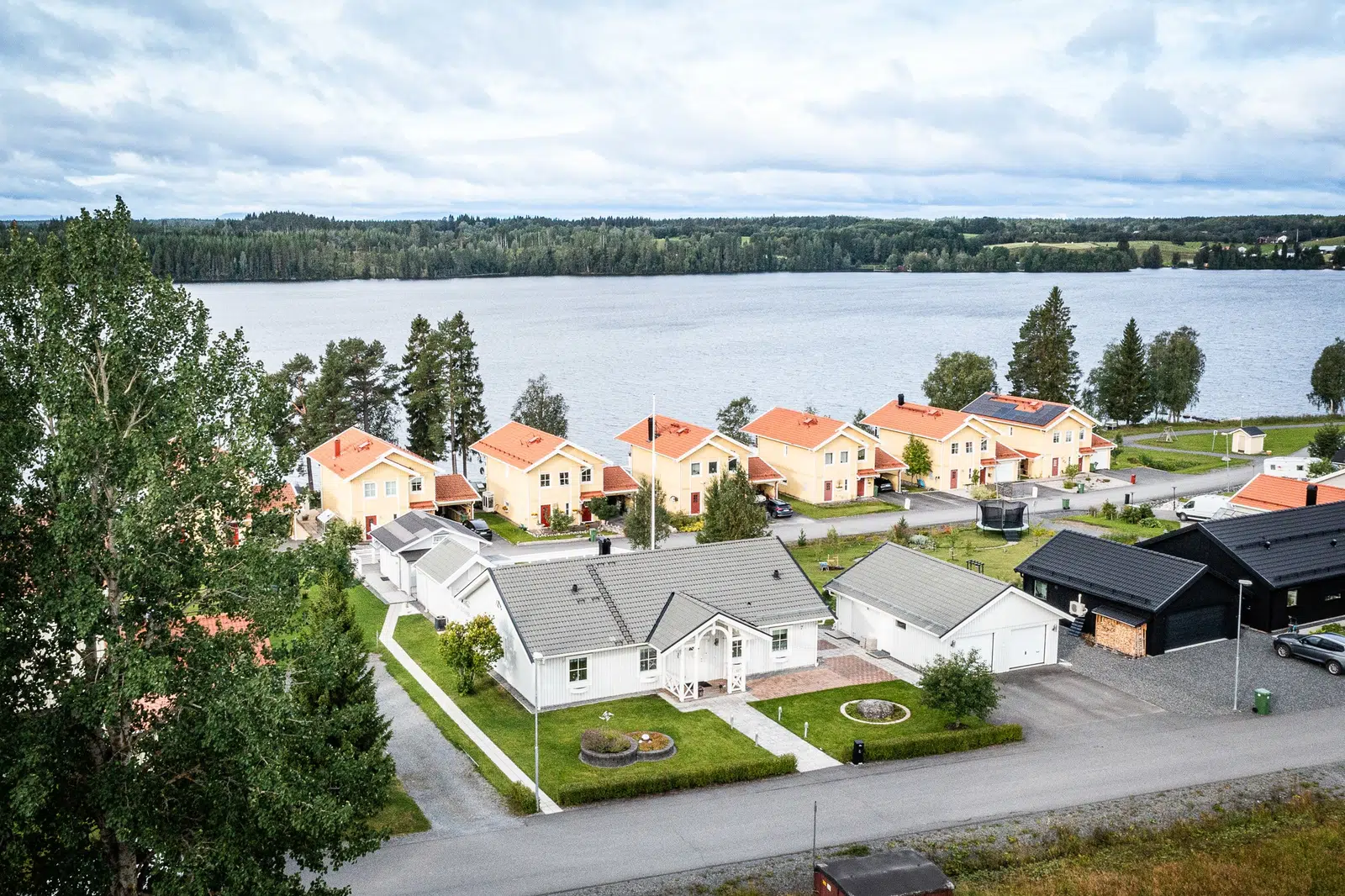 Image 1 of 1 of Emil Karlssons väg 7