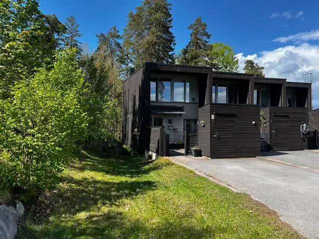 Par-/radhus, 4 rum, 103 m² i Värmdö
