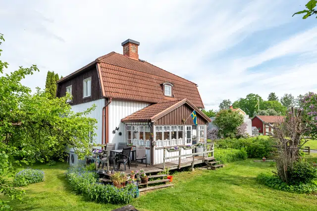 Villa, Hotellvägen 12, Karlskoga. Bild 1 av 1