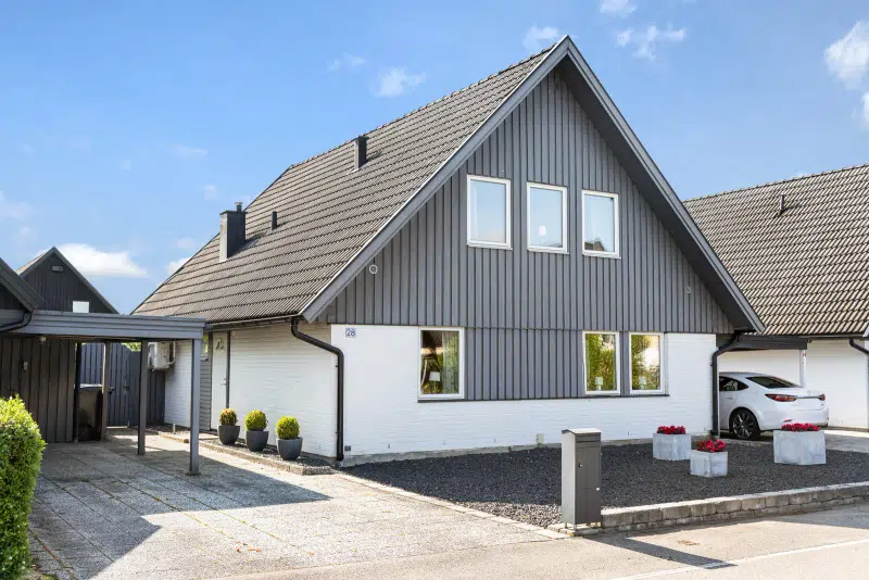 Par-/radhus, 7 rum, 160 m² i Staffanstorp