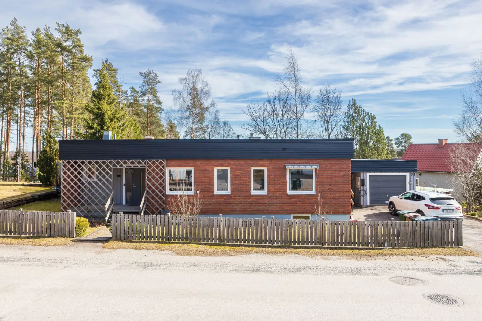 Villa, Åsvägen 31, Valbo. Bild 1 av 1