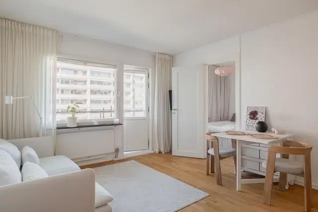 Apartment, 1 room, 24 m² in Danderyd