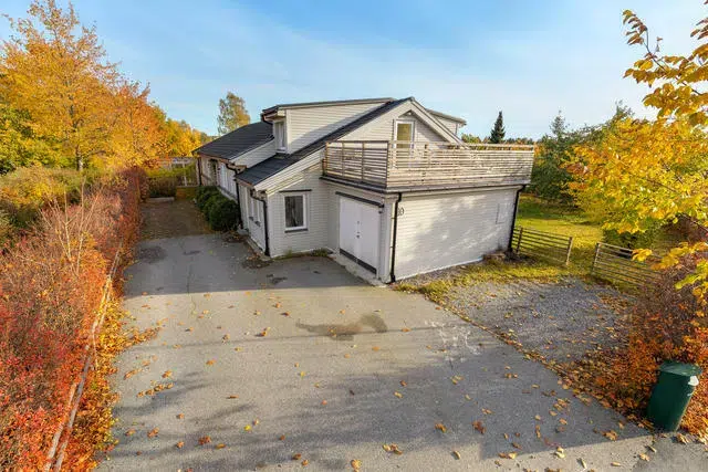 Villa, 13 rum, 185 m² i Håbo
