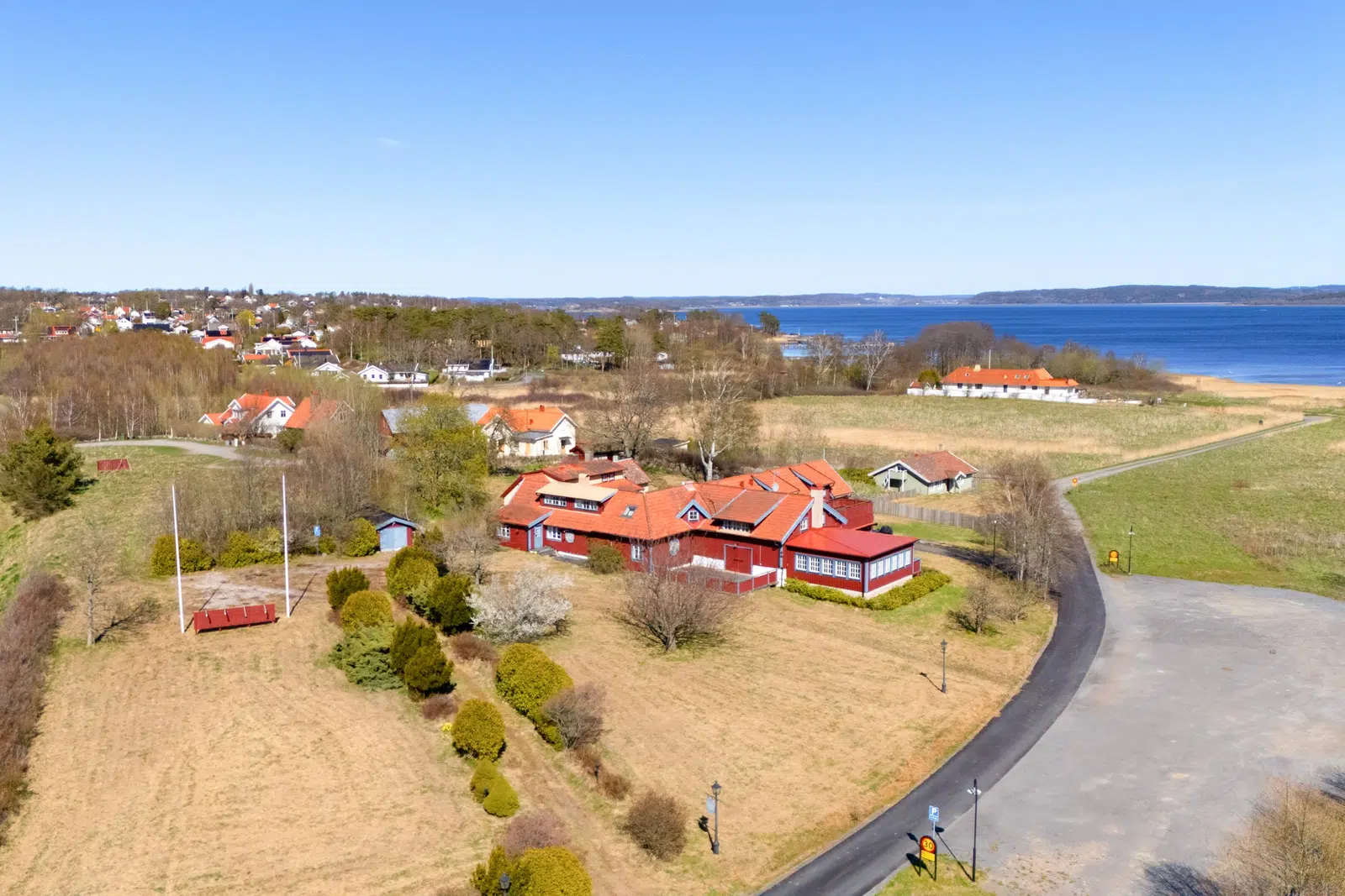Bild 1 av 1 på Strandkullen 3 & 5