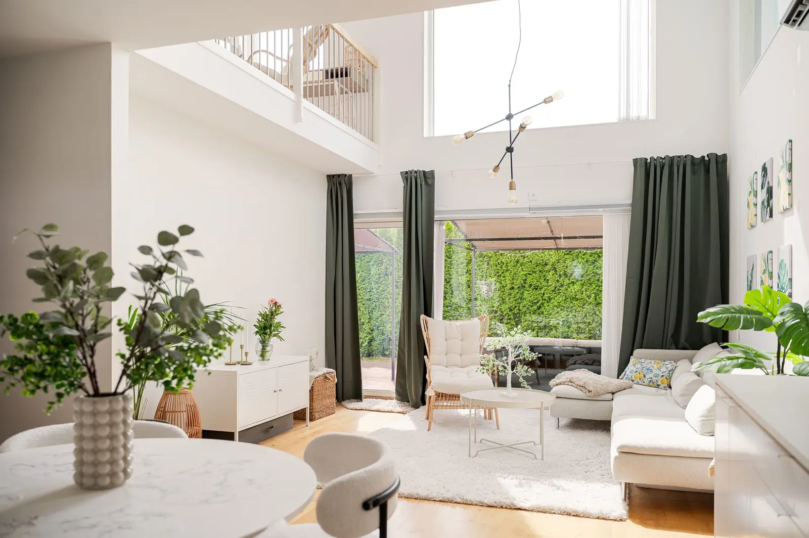Semi-detached/terraced, Sankt Eriksvägen 12B, Huddinge. Photo 1 of 34