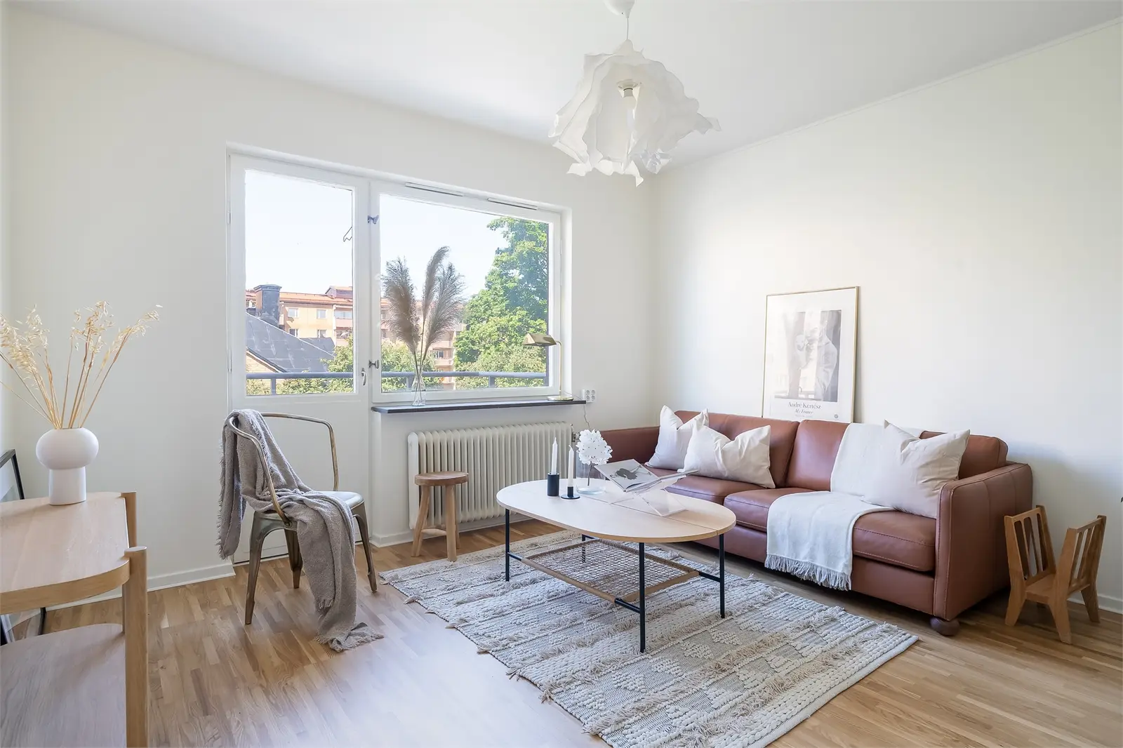Lägenhet, Skytteholmsvägen 10. Bild 1 av 21