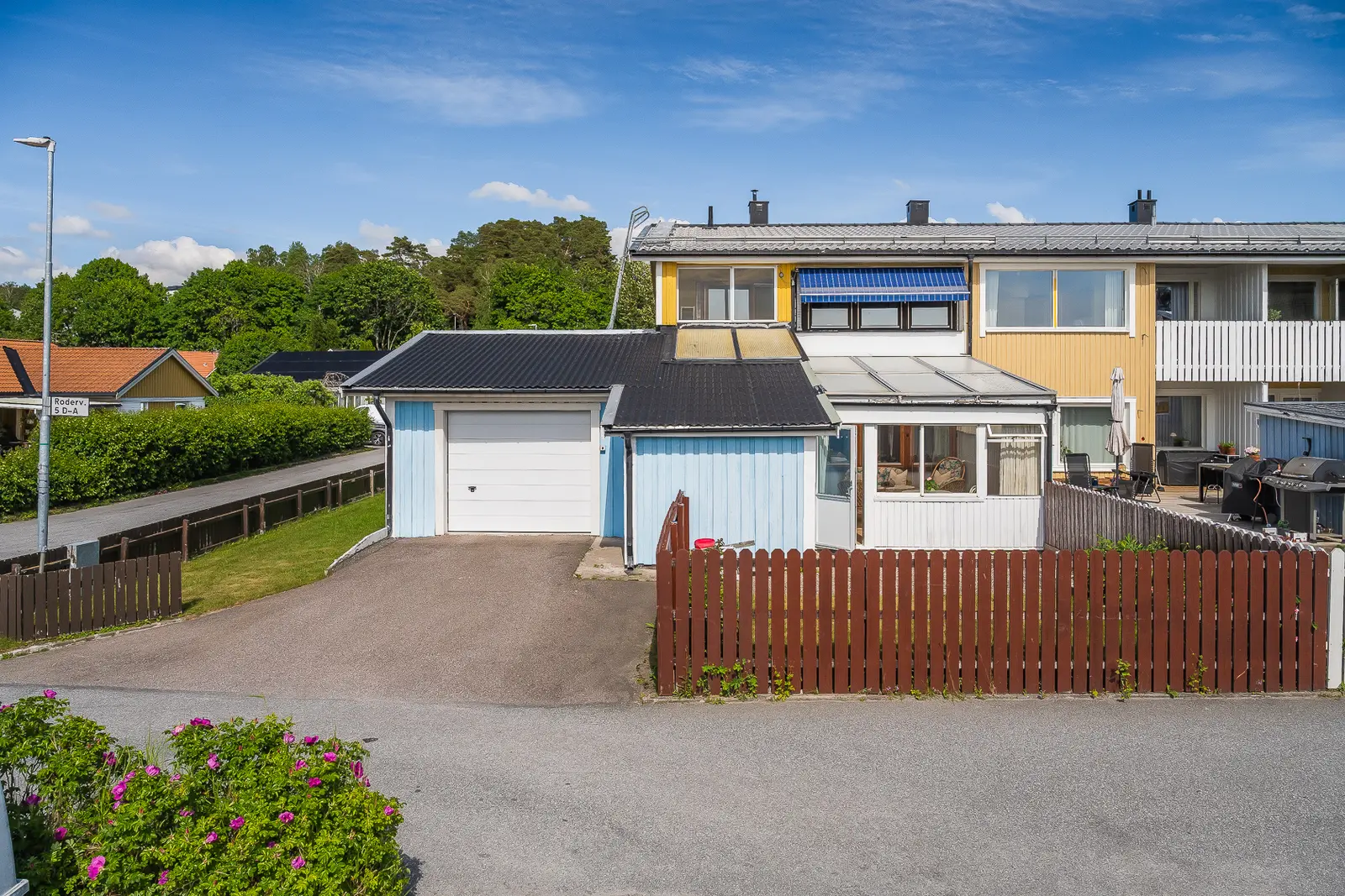 Villa, Rodervägen 3A, Håbo. Bild 1 av 5