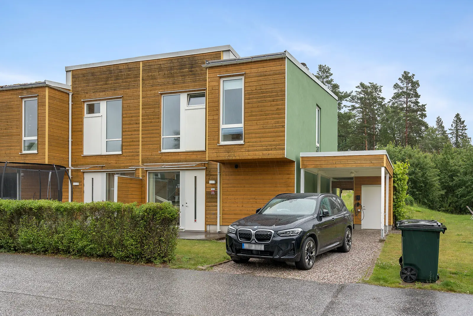 Image 1 of 5 of Blåbärsstigen 18