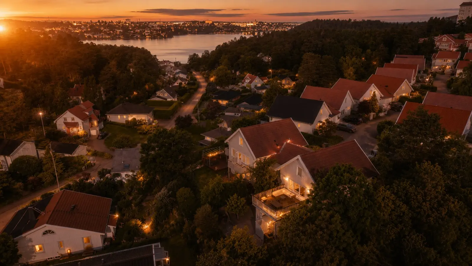 Bild 1 av 5 på Sidensvansvägen 11