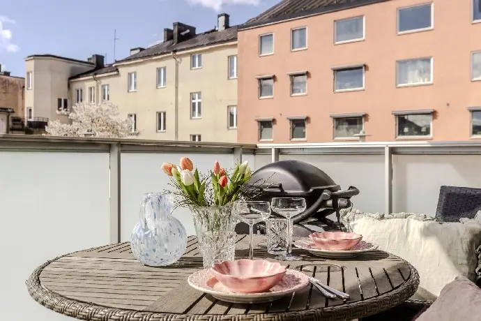 Lägenhet, Södra Kyrkogatan 9, Karlstad. Bild 1 av 39