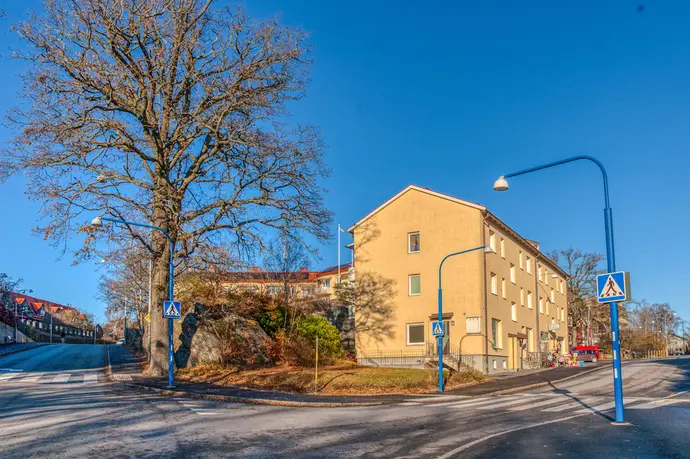 Bild 1 av 12 på Skolgatan 1