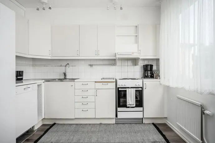 Lägenhet, Vallavägen 177, Haninge. Bild 1 av 13