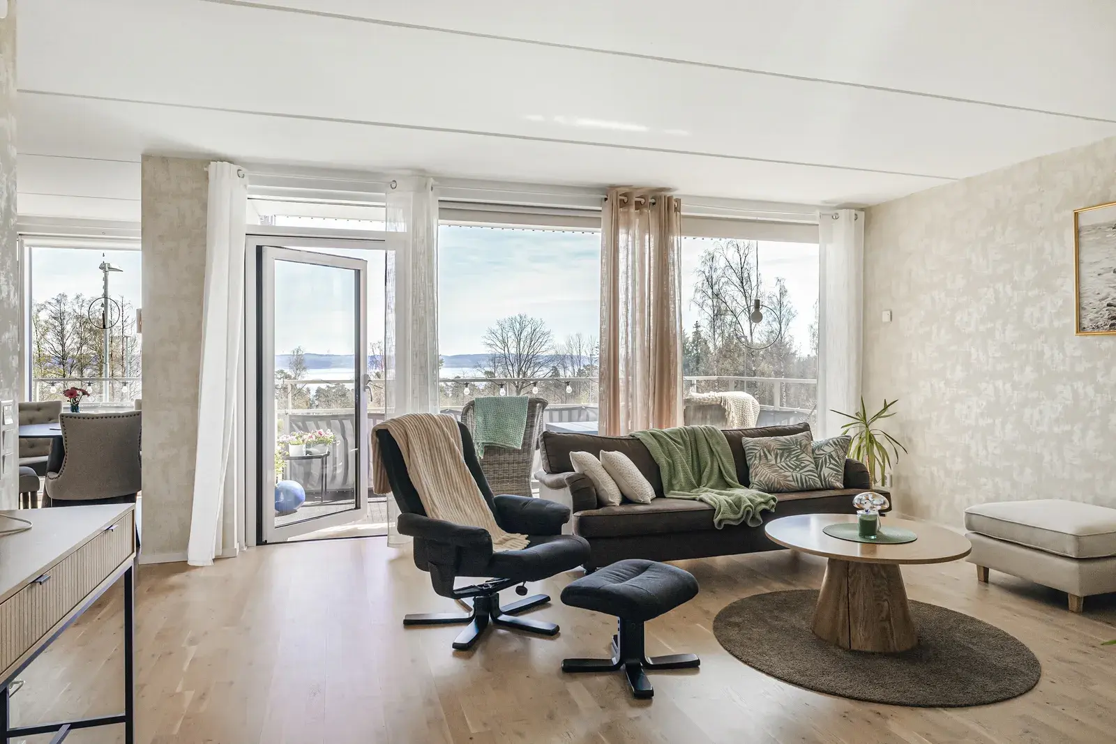 Lägenhet, Slåttergatan 25, Habo. Bild 1 av 24