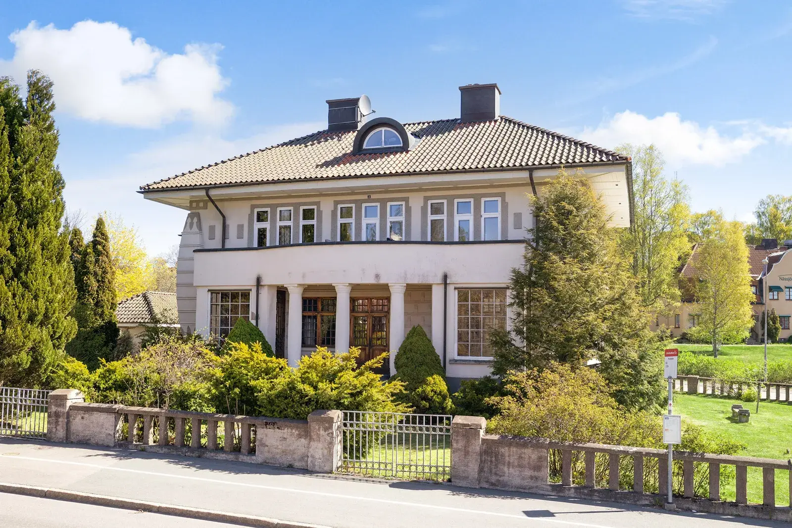Image 1 of 40 of Runnerydsgatan 1