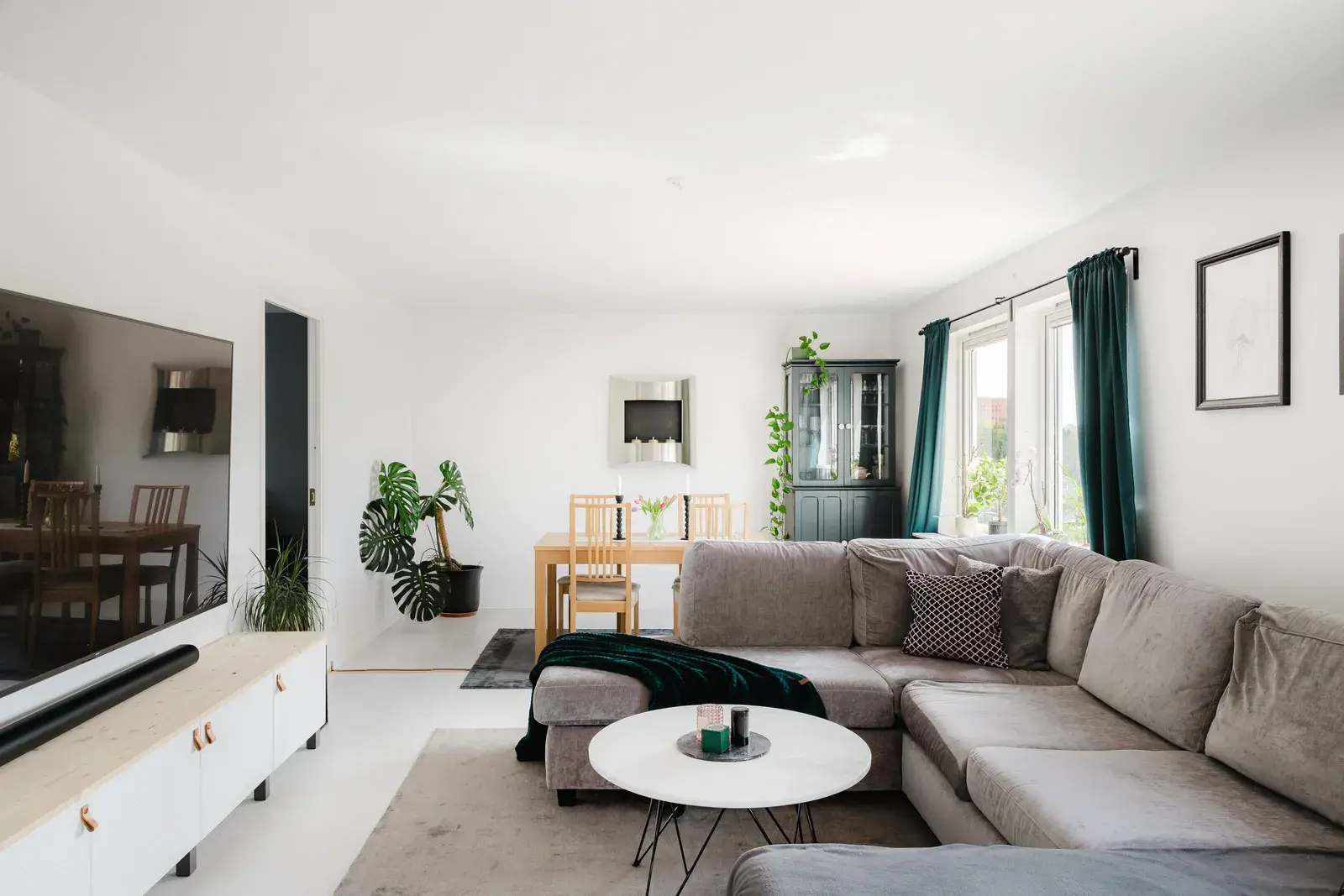 Apartment, Kavlevägen 117, Huddinge. Photo 1 of 33
