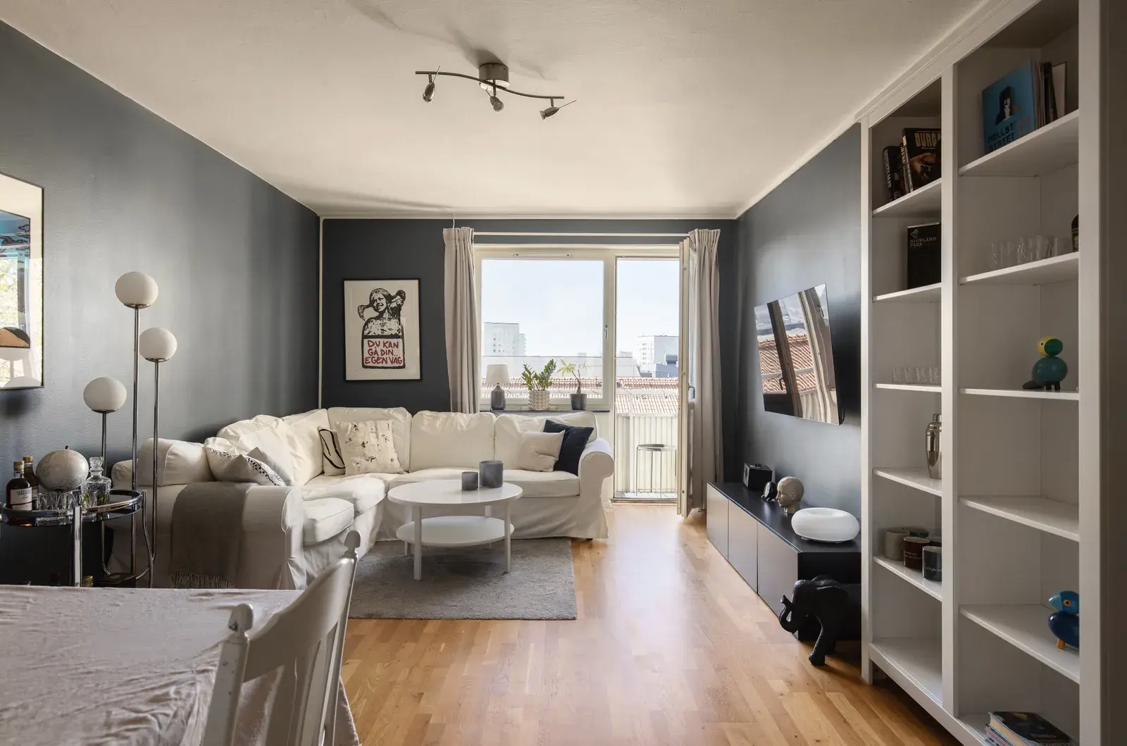 Apartment, Sjösabrinken 24, Stockholm. Photo 1 of 20