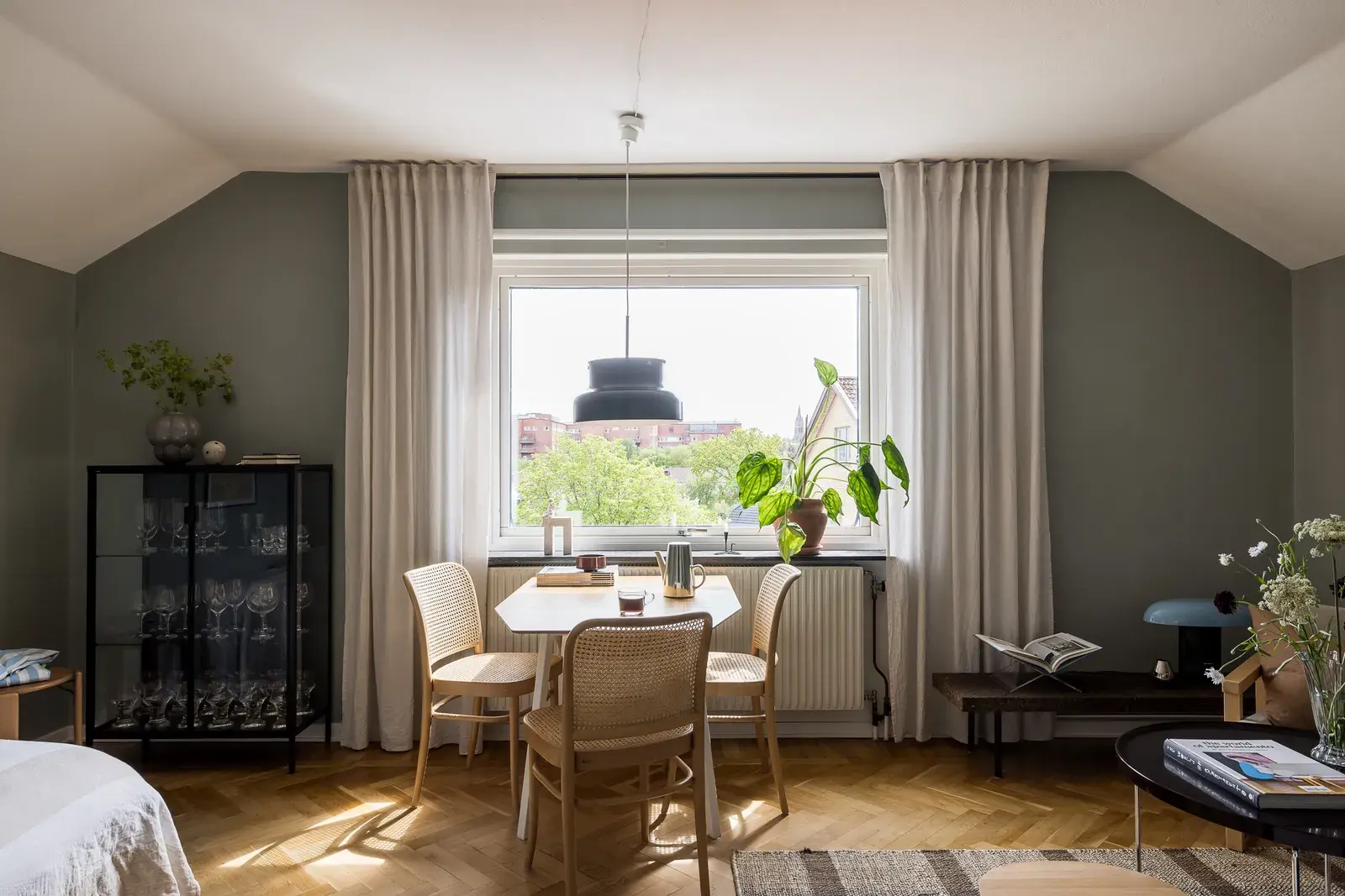 Bild 1 av 18 på Hagåkersgatan 12B